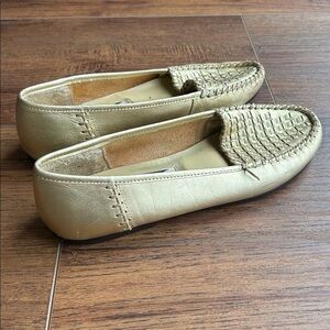 Vintage Mootsies Tootsies Gold Loafers | Vintage Gold Loafers | Gold Shoes